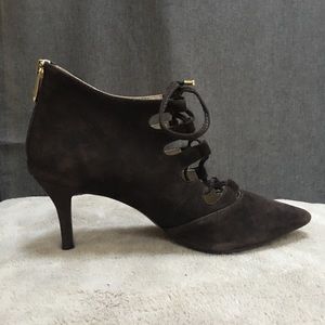 Vintage Adrienne Vittadini Zippered Booties